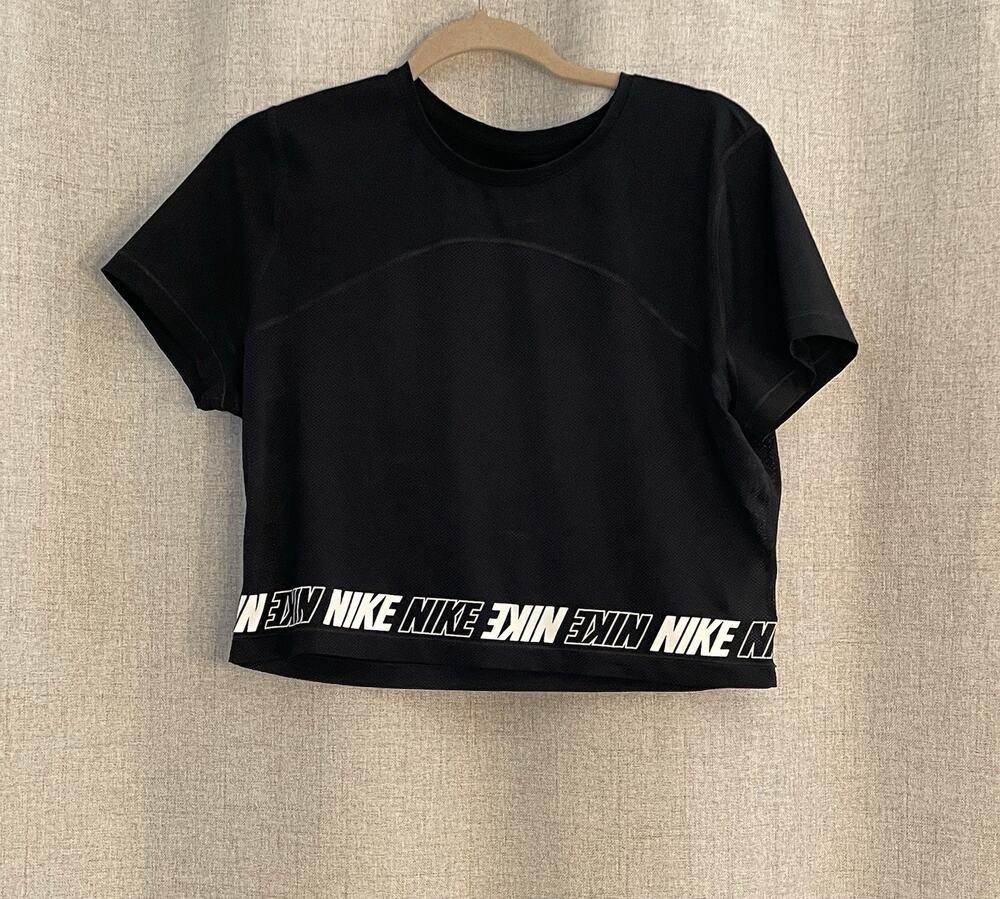 Nike Women’s Pro Sport Distort Mesh Crop Top Size XL